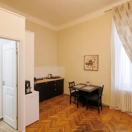 Spacious Flat In Old Town Wi-fi