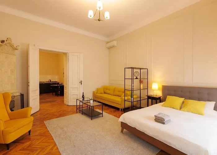 Spacious Flat In Old Town Wi-fi Apartament