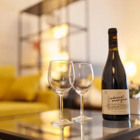 Spacious Flat In Old Town Wi-fi Appartement